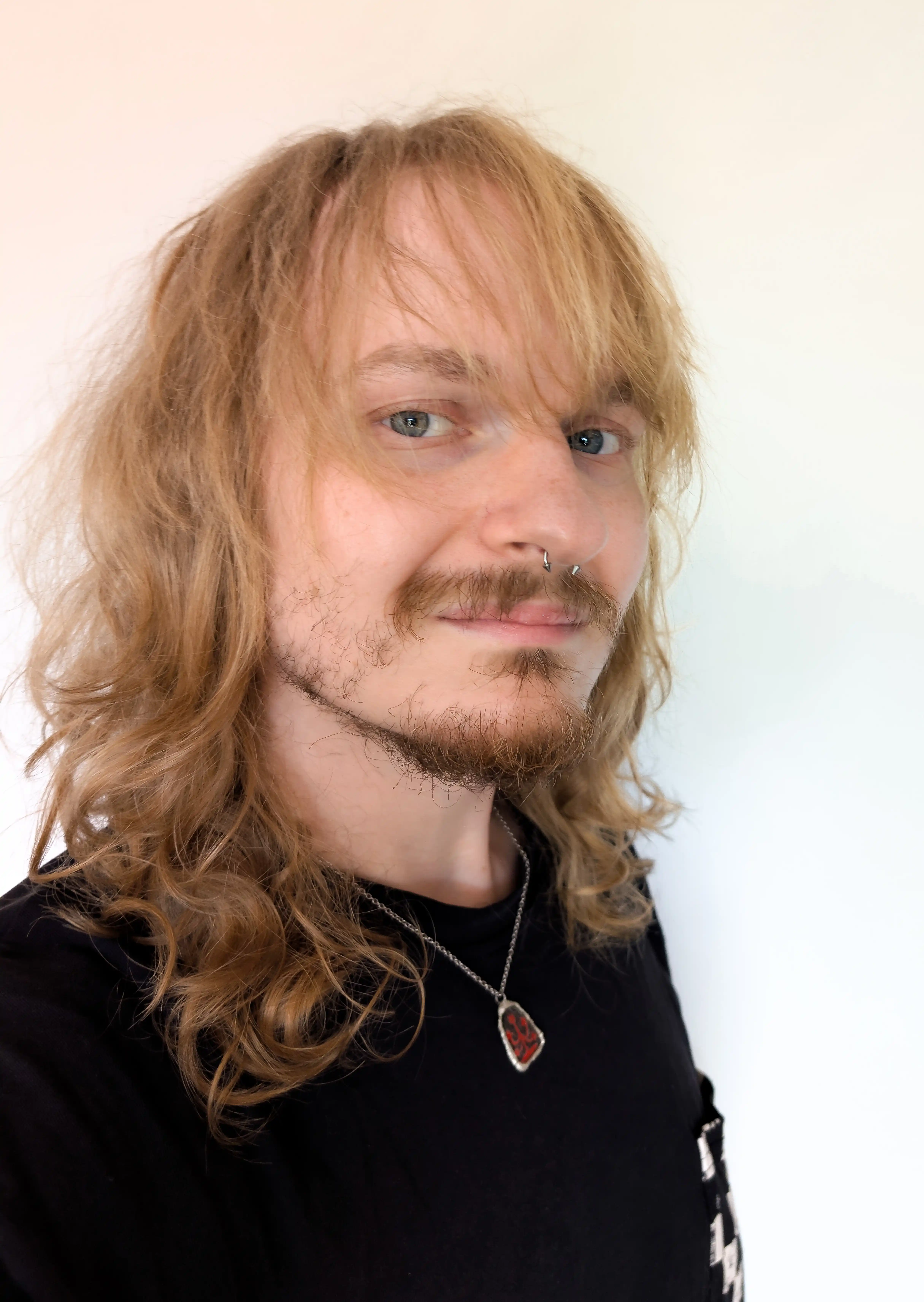 mgr Paweł Kośny — Psycholog, Psychoterapeuta CBT, Diagnosta psychologiczny, Interwent kryzysowy, Psycholog dzieci i młodzieży, Klinika MINDSET Opole
