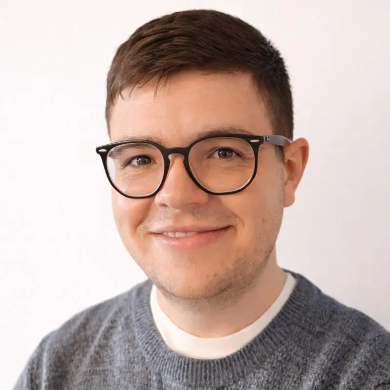 mgr Łukasz Dąbrowski — Psycholog, Seksuolog, Psychoterapeuta w trakcie szkolenia, Klinika MINDSET Opole